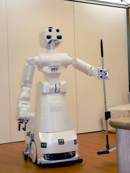 日研究生活类机器人安全技术 确立安全标准